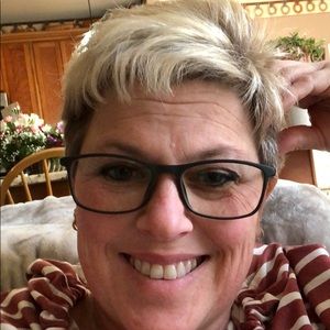 Meet your Posher, Anne